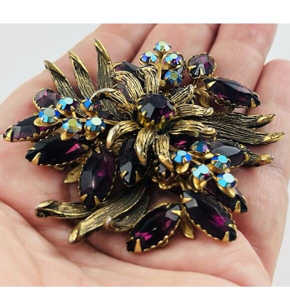 Vintage Unsigned Selro Selini Purple Rhinestone Brooch AB Flower Spray Lapel Pin - Picture 1 of 14